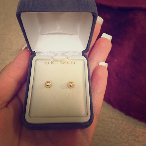 Real gold studs