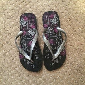 Must have for summer Havainas!