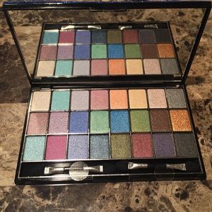 24 color hard candy eyeshadow pallet
