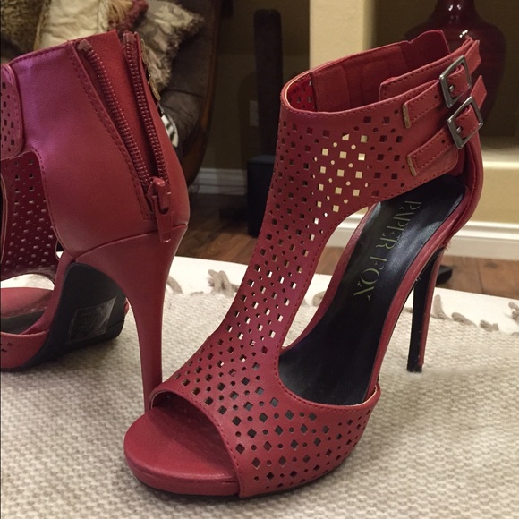 Paperfox Red Lyanett heels