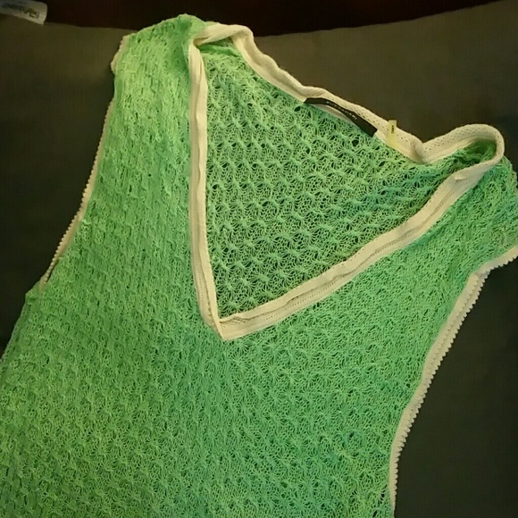 Elie Tahari Tops - **Flash Sale** Gorgeous crochet vest!