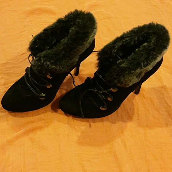 BEBE ANKLE BOOTS - Picture 3 of 4