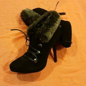 BEBE ANKLE BOOTS