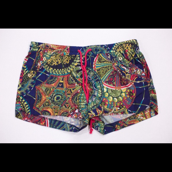 Printed Shorts - Picture 2 of 4