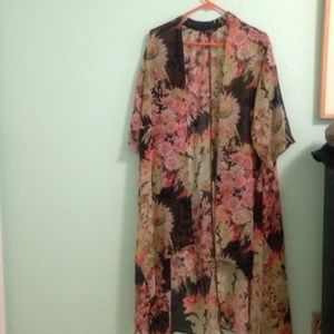 see you Monday floral print shawl