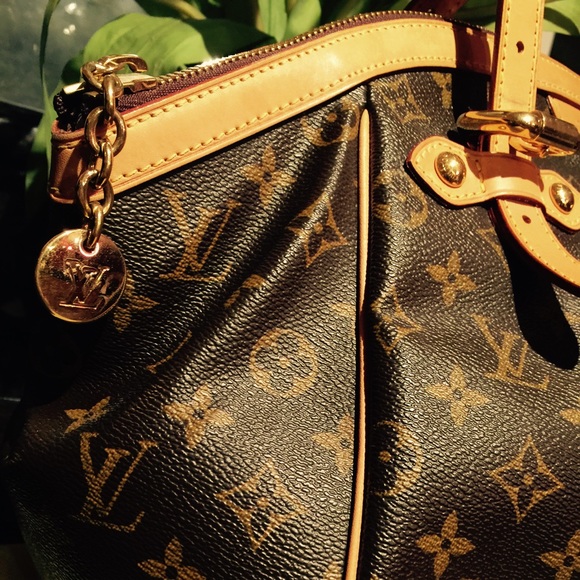 Louis Vuitton Handbag ( SOLD) !!! - Picture 2 of 4