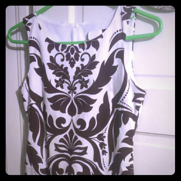 Damask print dress!