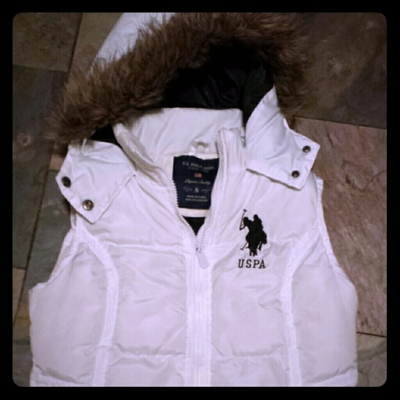 NWT US POLO hooded vest with fur! - Picture 1 of 2