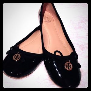 Tory burch flats( SOLD) !!!