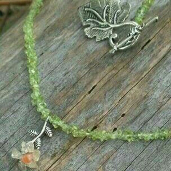 All natural peridot gemstone flower necklace