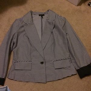 Striped black and white blazer