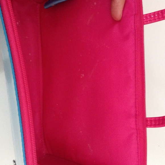 Makeup bag 👝 - Picture 4 of 4