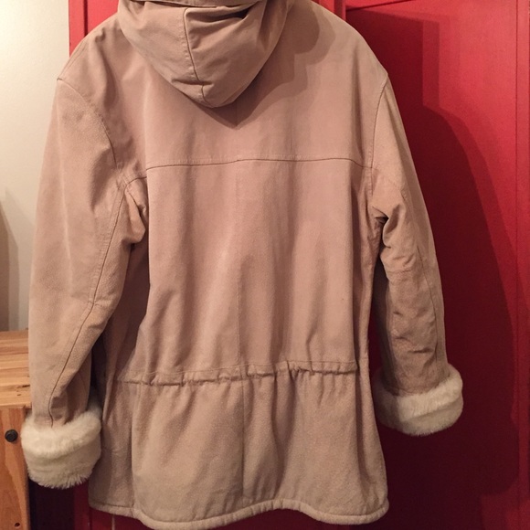 Jacket - Picture 3 of 4