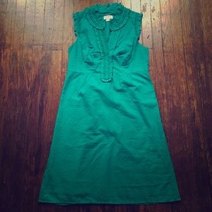 Green sleeveless dress