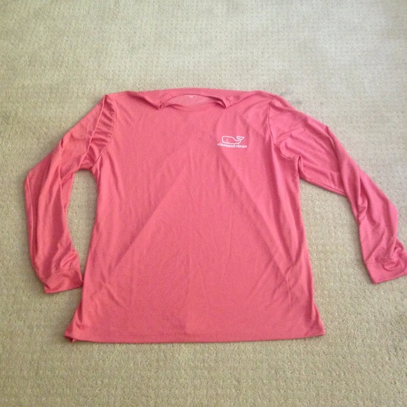 Vineyard vines long sleeved athletic tee