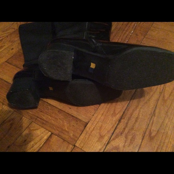 Ladies Boots - Picture 3 of 4