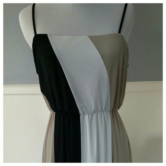 Calvin Klein Hi-Lo Summer Dress SOLD IN A BUNDLE - Picture 2 of 4