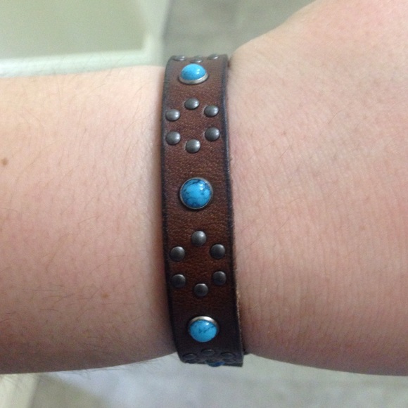 Leather bracelet