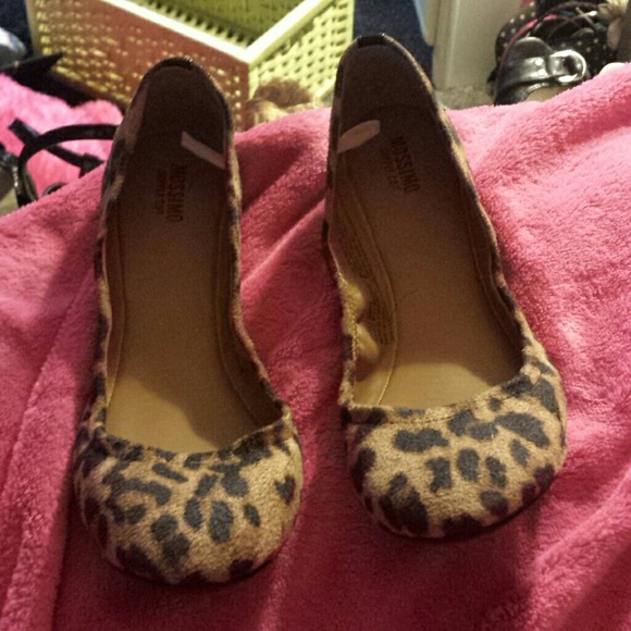 Leopard flats