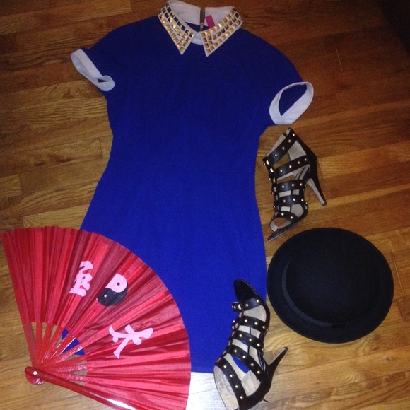 Blue body con with sleeves - Picture 1 of 3