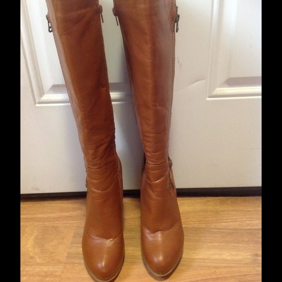 ✨✨Arben B camel zipper colored boots✨✨ - Picture 2 of 4
