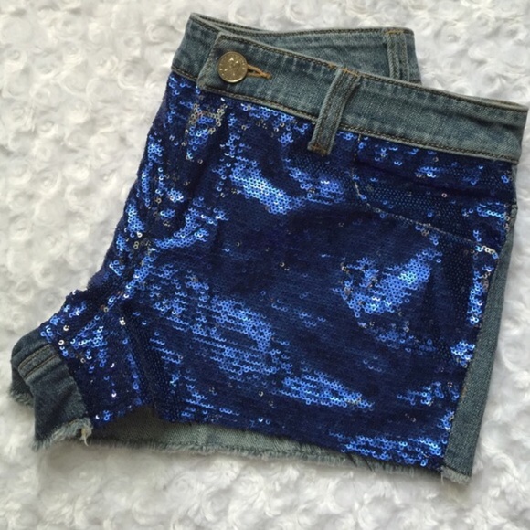 ✂️SOLD✂️Victoria's Secret Sequins Boyfriend Shorts - Picture 3 of 4