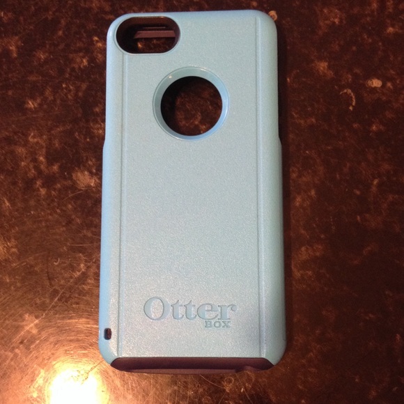 Accessories - iPhone 5C otter box