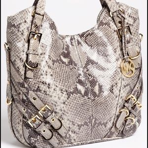 Michael kors purse