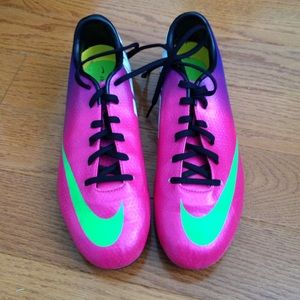 Nike Mercurial Soccer Cleats 6Y/7.5 Women's