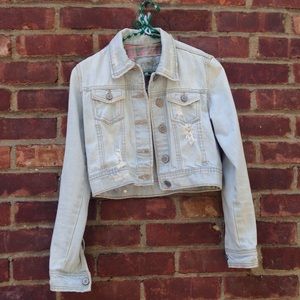 Cropped denim jacket