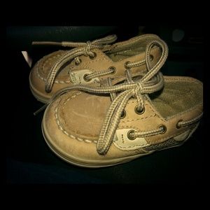 Baby sperrys