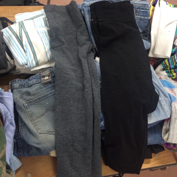 Black and grey leggings