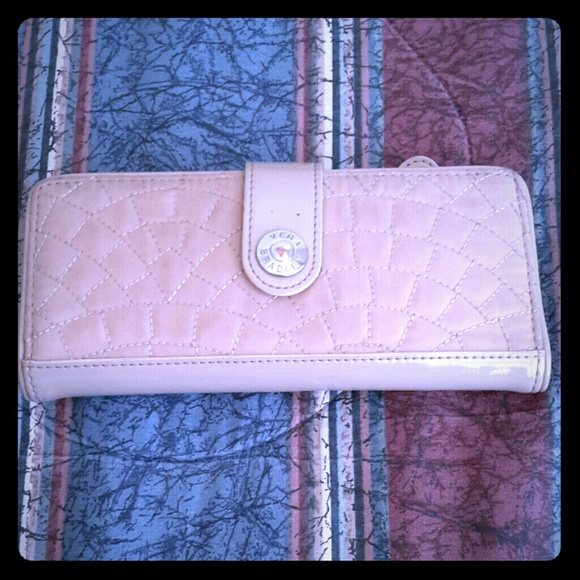 Vera Bradley wallet