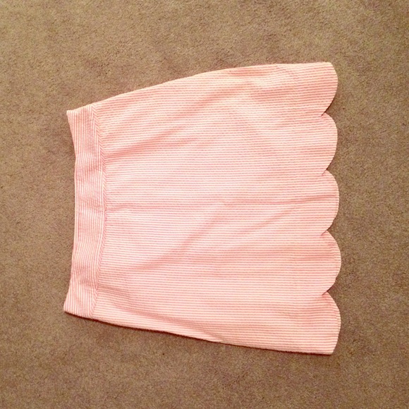 Vineyard vines seersucker scalloped skirt