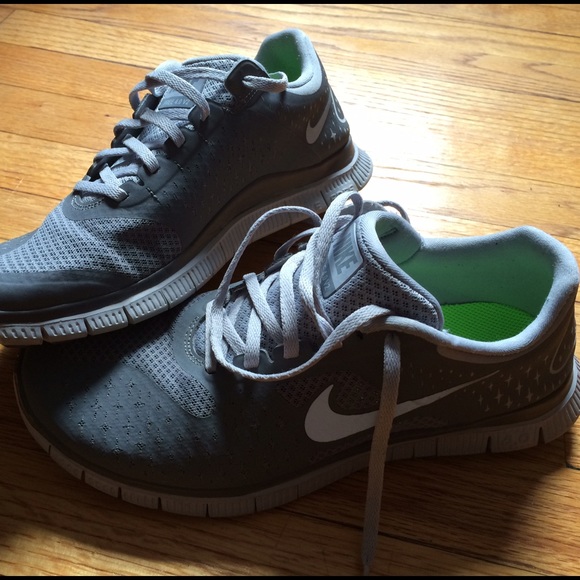 Men's Nike Free 4.0 v2