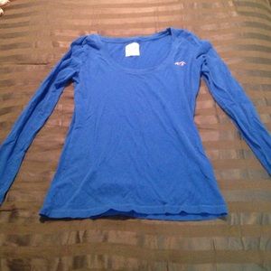 Blue Hollister tee