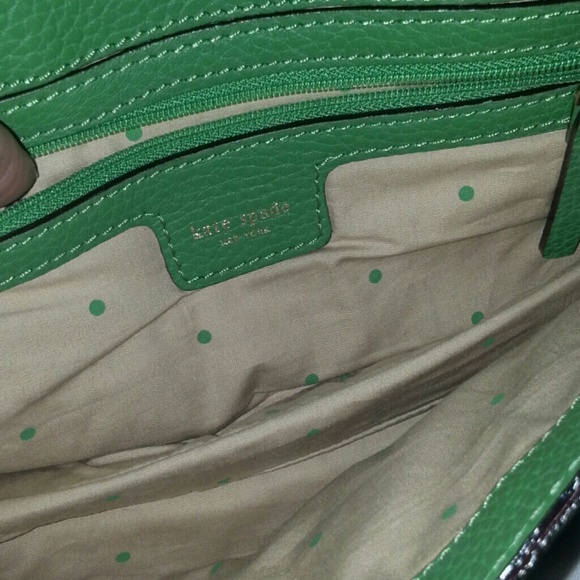 Green Kate Spade Leather purse - Picture 4 of 4