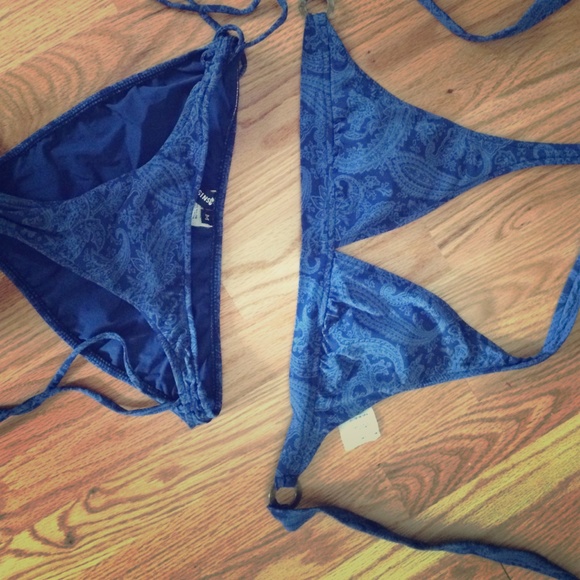 Blue paisley bathing suit size medium