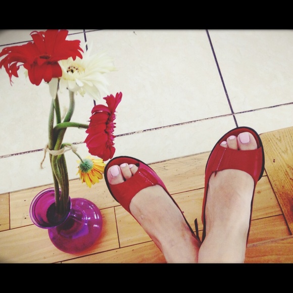 Etienne Aigner Shoes - Etienne Aigner open toe Deep Red sling back