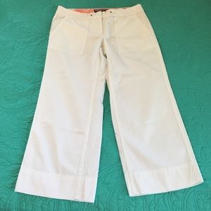 Vineyard Vines White Capris- Sz 2