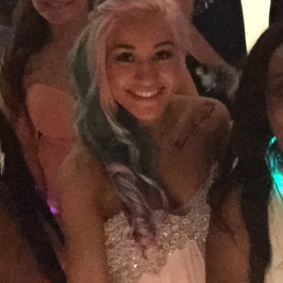 Light pink prom dress - Picture 2 of 4