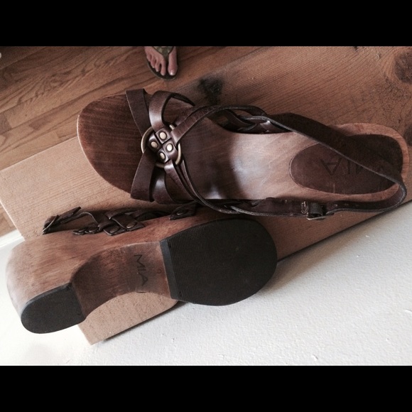 Clogs 70's style wooden sandals 3" platform - Picture 1 of 4