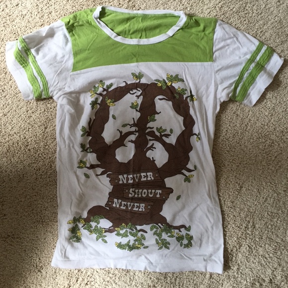 NeverShoutNever! Vintage Tee