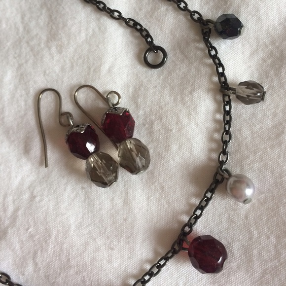 Fashion Jewelry Set - Picture 2 of 2