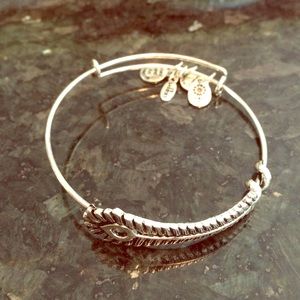 alex and ani peacock feather expandable bracelet