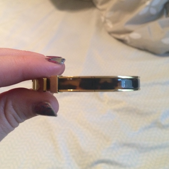 Michael Kors Buckle Bracelet!  Tortoise! - Picture 2 of 3