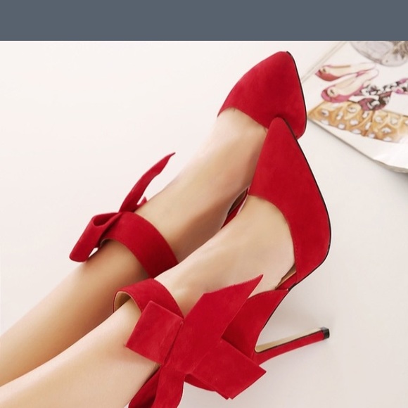 Pretty heels pre order