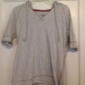 Short sleeved Gap RED hoodie