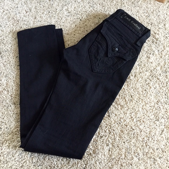 Rock Revival Black Skinnies - Picture 4 of 4