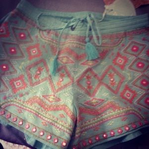 Anthropologie boho shorts calypso style